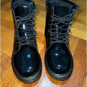 Dr.Marten Girls Boots